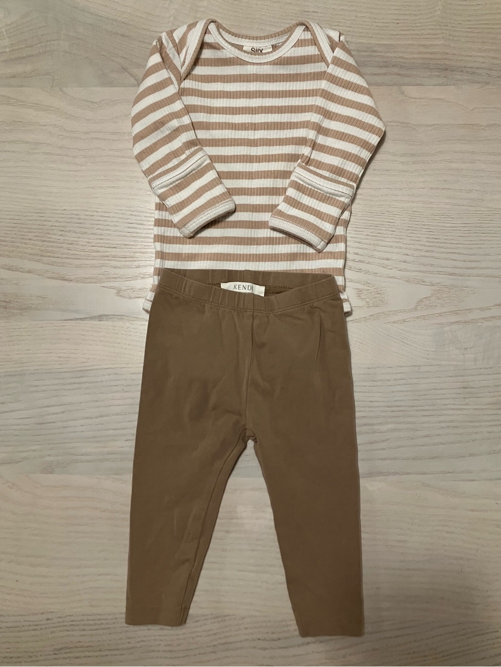 Set of Baby Clothes Siix Onesie and Kendi Bottom  6-12 Months